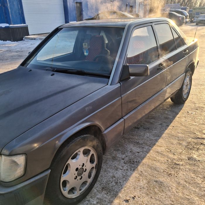 Продам авто мерседес 190
