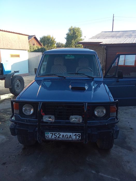 Мицубиси паджеро