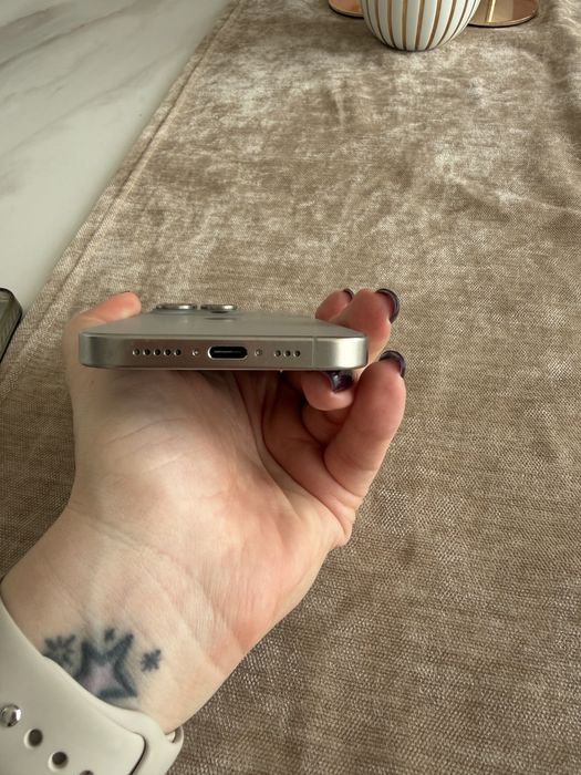 IPhone 15 pro -128 GB