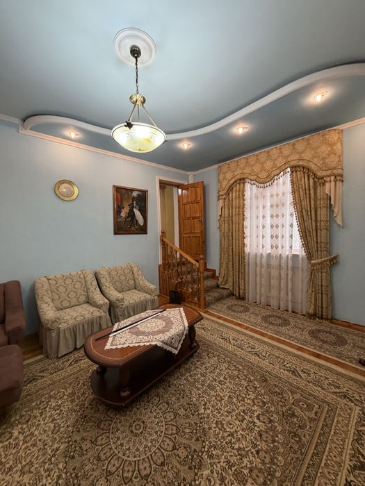 Сдается в Аренду Дом 200квм2 в городе