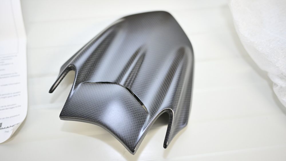 Carena carbon ceas de bord Ducati Performance Diavel 2015 +