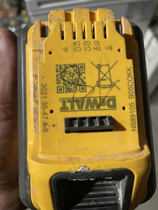 acumulatori Dewalt flex volt 9 ah