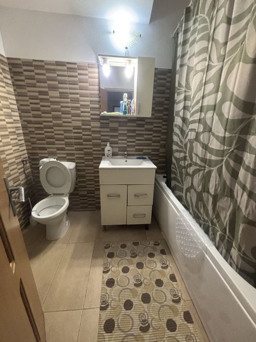 2 camere decomandate- Trocadero- 460€
