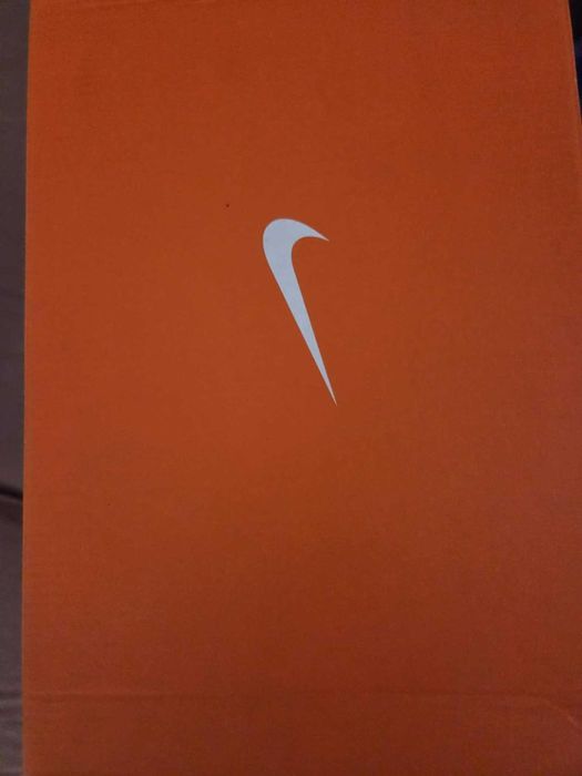 Футболни обувки за зала, Nike