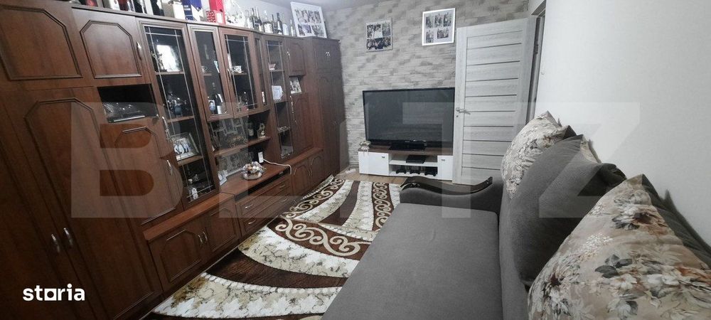 Apartament 3 camere,gradina si parcare, 52 mp, Aleea Postavarului