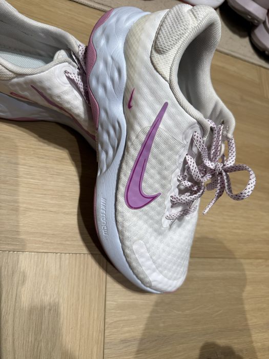 Nike Renew Ride 3 и Nike Zoom Bella 3