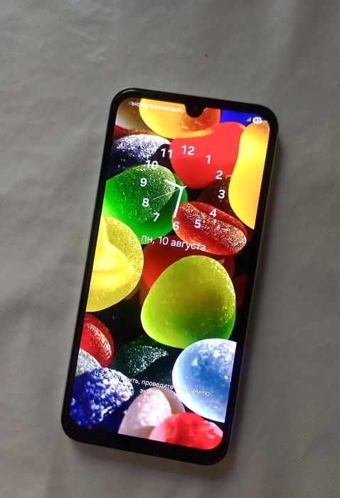 SAMSUNG  8/256 гб