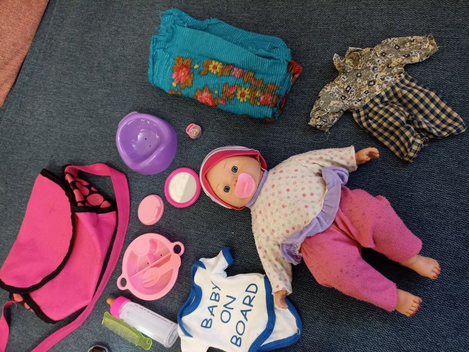 Количка за кукли с бебе и аксесоари