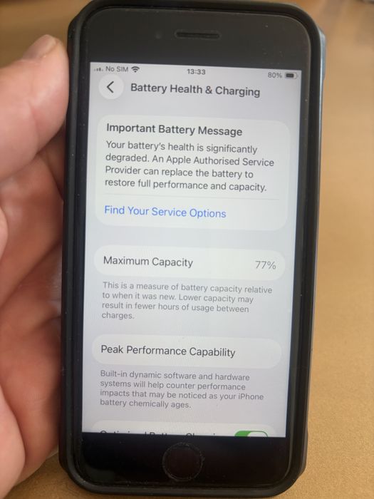 Продавам Iphone SE 128GB
