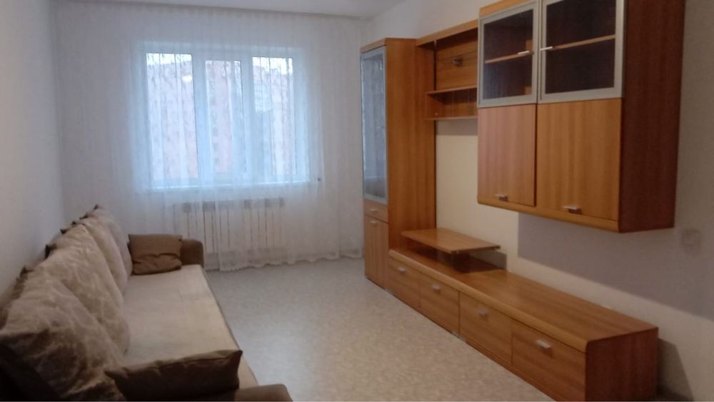 Сдам 2х комнатную ДСР, новостройка, есть все необходимое.