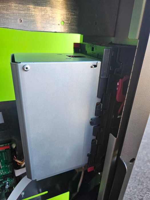 Vând Automat Vending Sielaff – Băuturi & Snacks | Stare foarte bună |