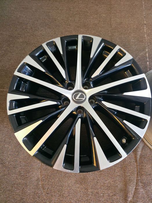 2 Jante Aliaj 5x114.3 20'' 8J ET 35 - OEM LEXUS NX / RX / RZ - CA NOI + Senzor de Presiune !