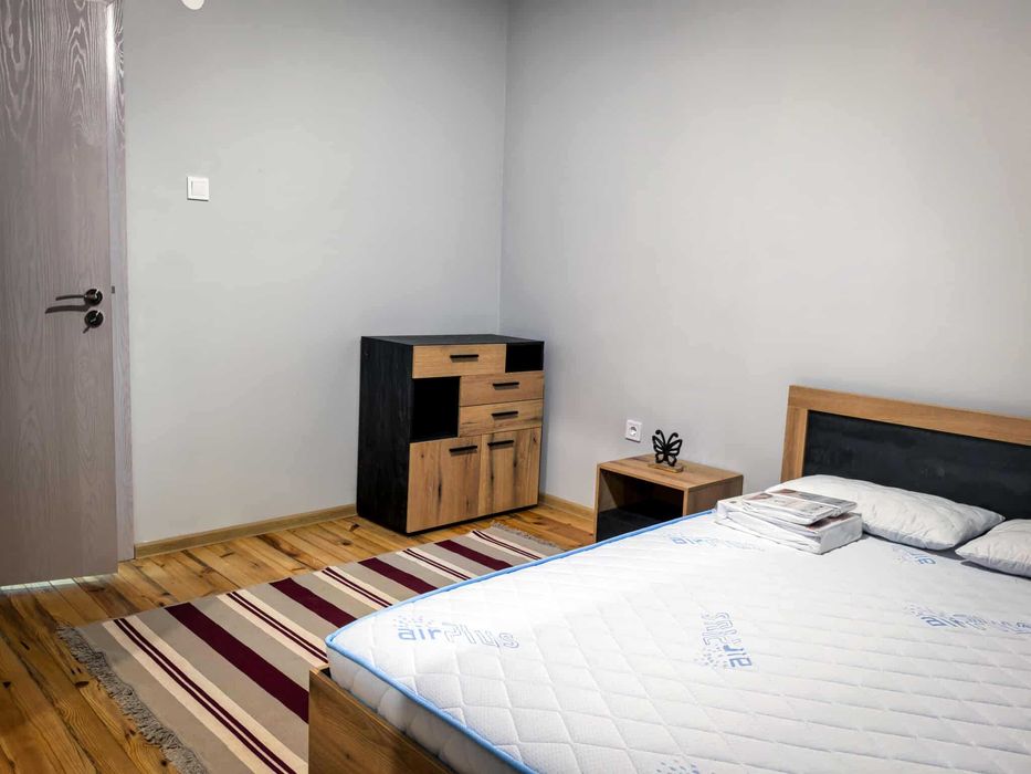 Дава се под наем Тристаен апартамент в София, Зона Б-18 - 100 кв.м за 800 € - Снимка #5