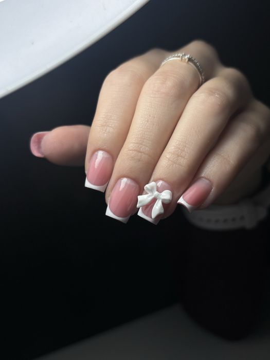 Unghii cu gel si semi