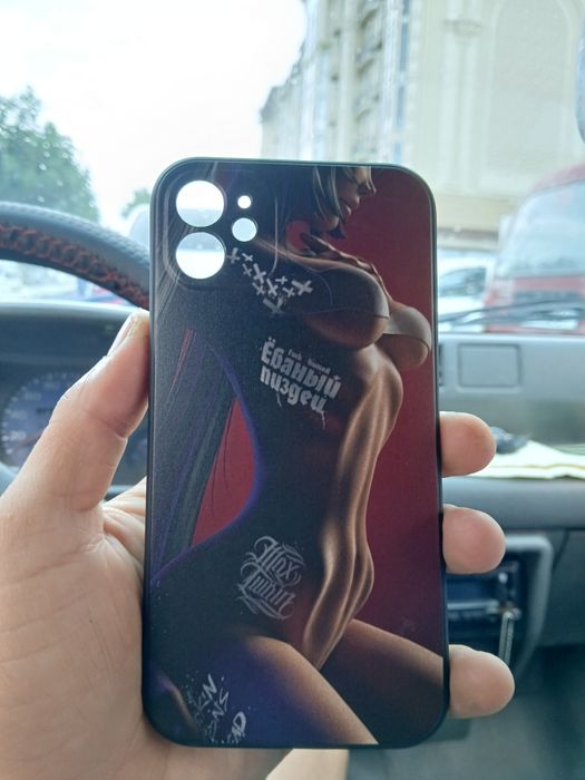 Chexol iPhone 11 uchun