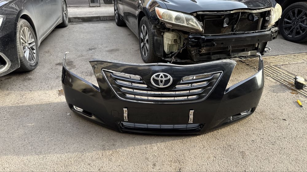 Бампер камри 40 черный