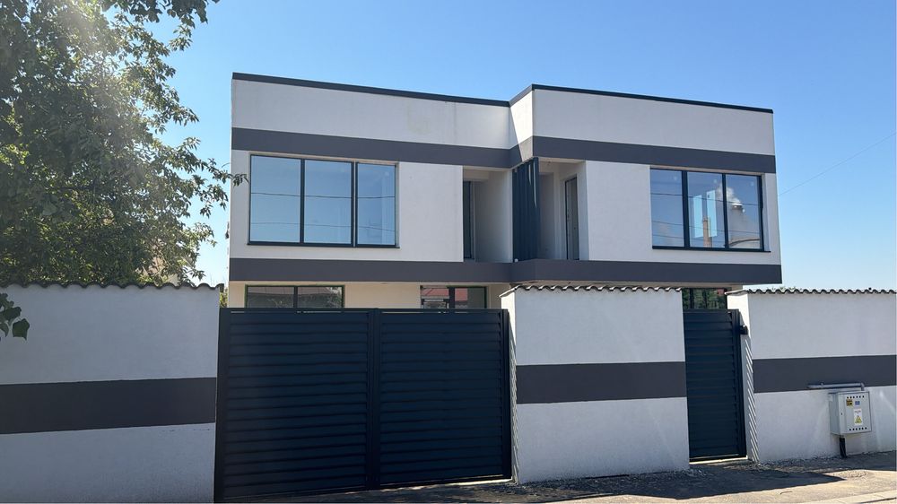 PROPRIETAR - Casa noua, moderna , Aleea 1 Parangului !