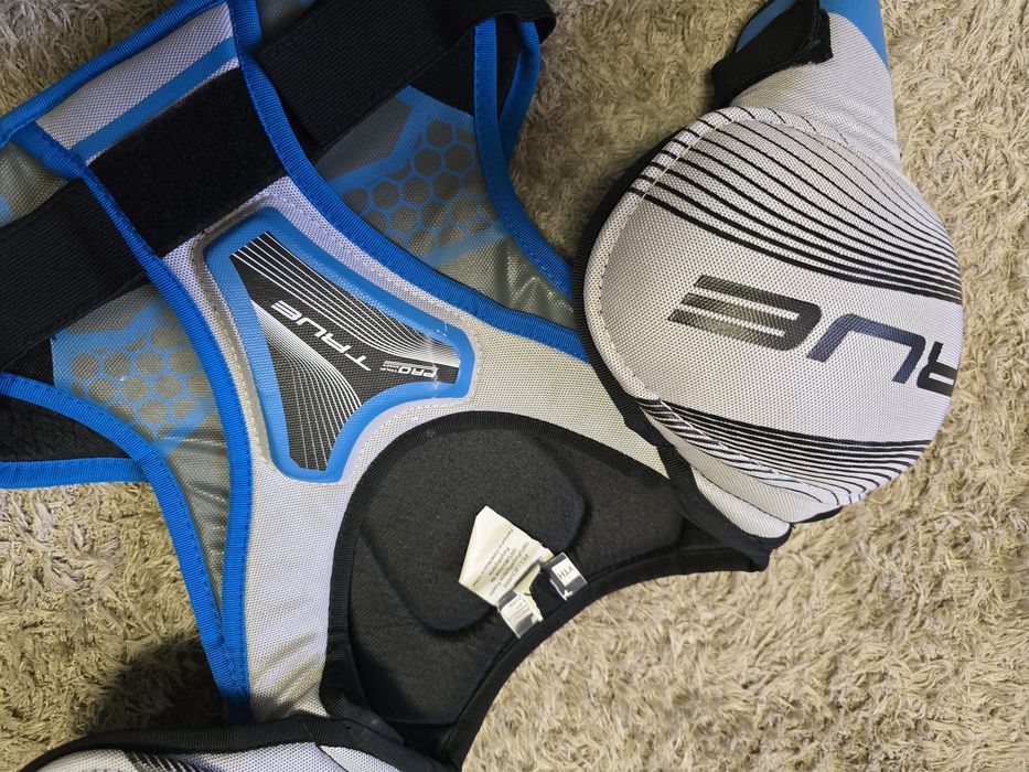 Хоккейный нагрудник 4-7 лет