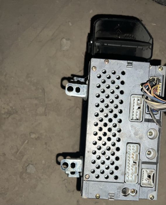 Продам магнитола от Toyota Corolla