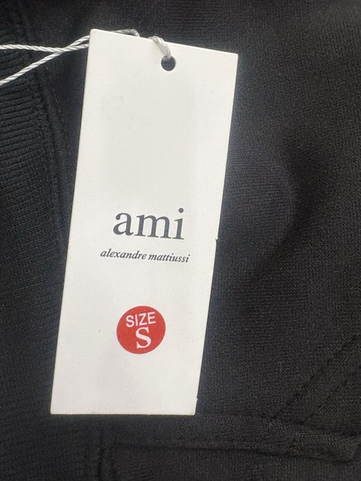 Ami Paris суичер – черен, нов, размер S