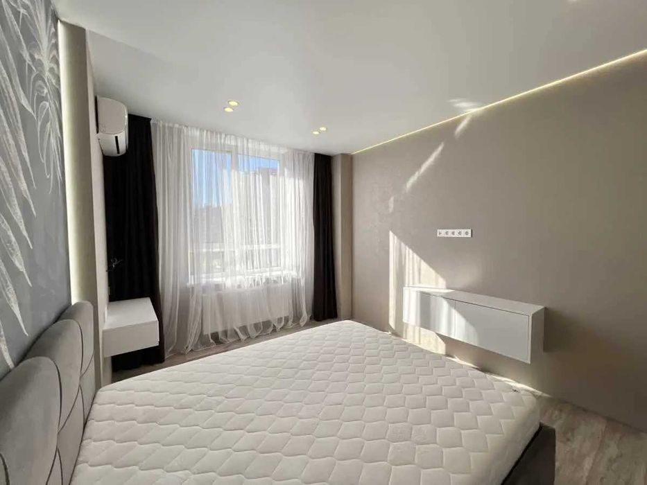 Дава се под наем Двустаен апартамент в София, Център - 56 кв.м за 407.49 € - Снимка #4