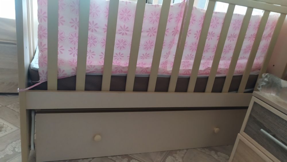 Кроватка детская