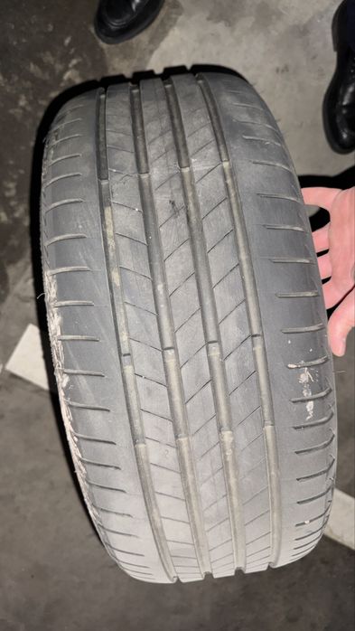 Продам резину разноширокую