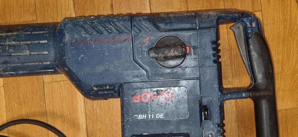 Продавам къртач bosch 11