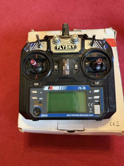 Navomodel de plantat cu motor brushless