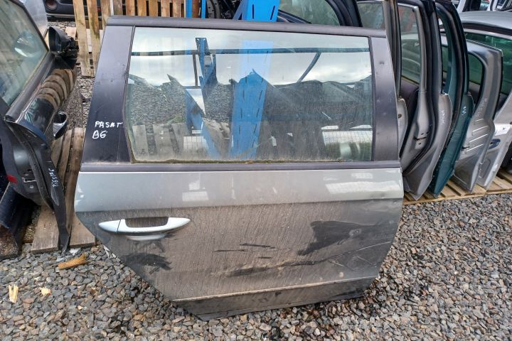 Usa / Portiera spate dreapta Volkswagen VW Passat B6 [2005 - 2010] wa