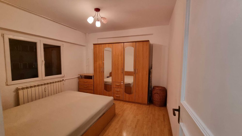 Proprietar, apartament 3 camere Lacul Tei