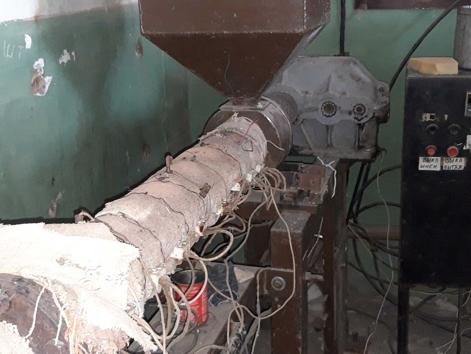 2 dona Vintli ekstruder maydalagich Plastik Press Шнек экструдер 2 шт.