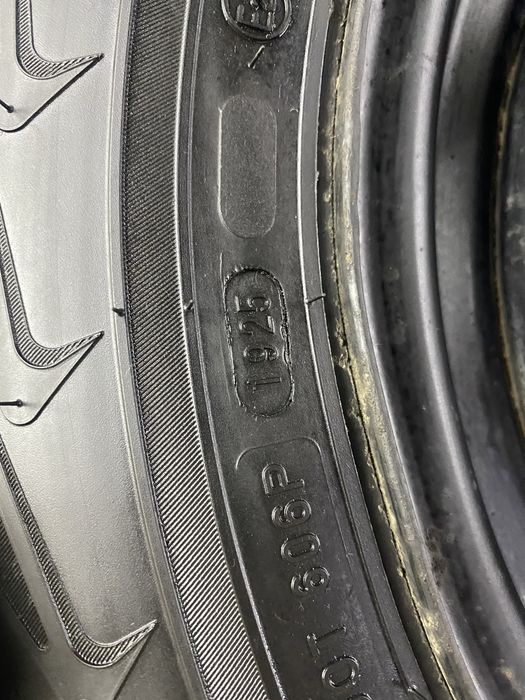 Продам резину с дисками на 15