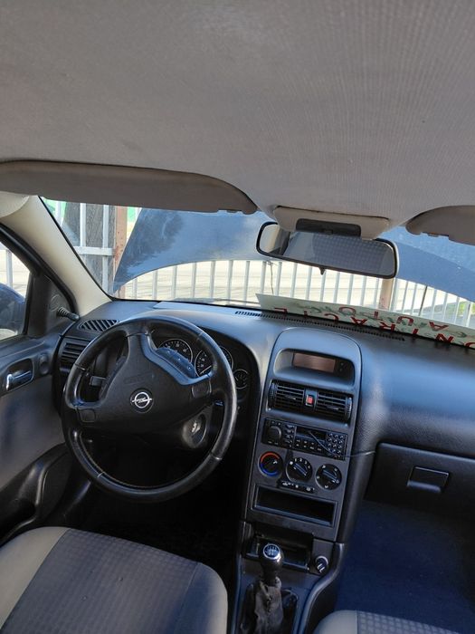 Vând Opel Astra G an 2003