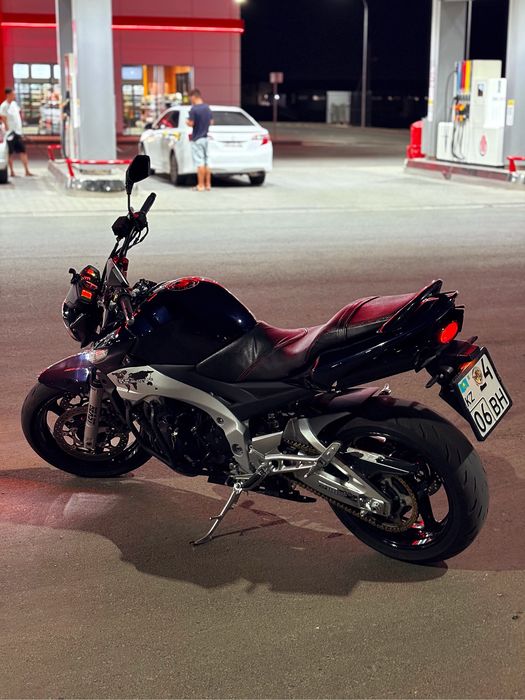 Мотоцикл Suzuki gsr600