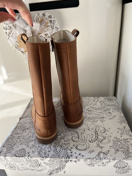 Детски ботушки Clarks номер 29.6