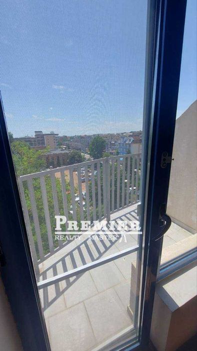 Продава се Тристаен апартамент в к.к. Слънчев бряг - 98 кв.м за 919 €/кв.м - Снимка #17