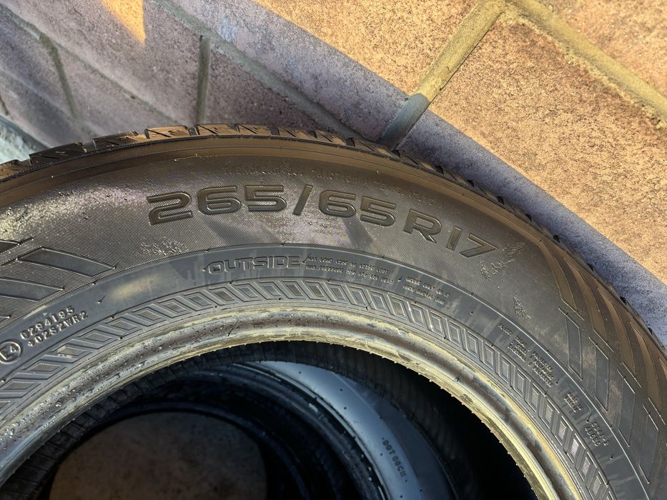 265/65/17 компклект резины