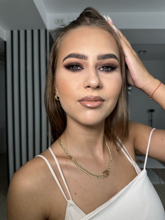 Ofer servicii makeup