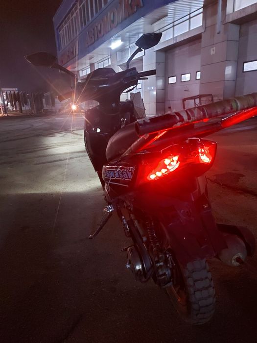 Мопед на ходу!!!