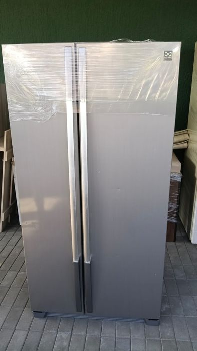 Двухкамерный холодильник