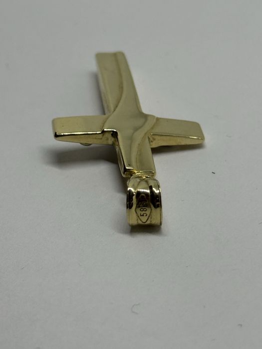 кръст златен 2.63гр 14к 585