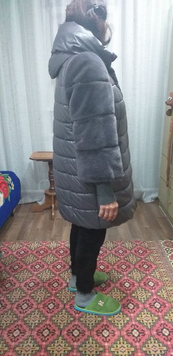 Продам куртку зимнюю