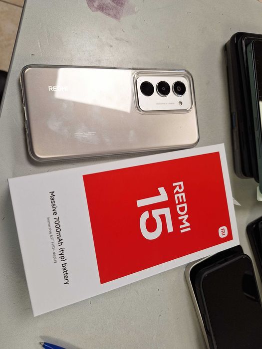 Xiaomi Redmi 15 ..
