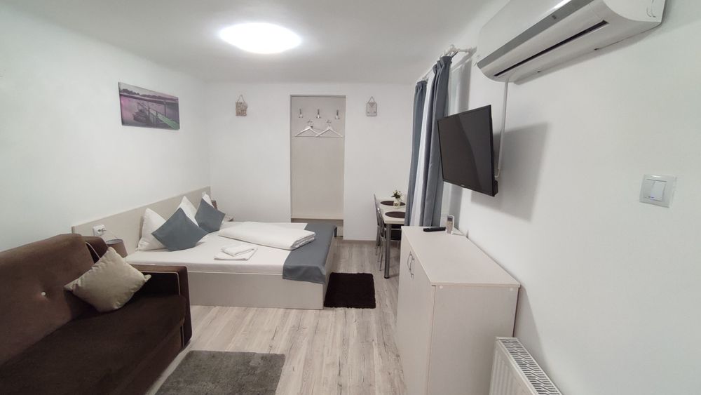 Cazare Baile Felix (Casa Laur)