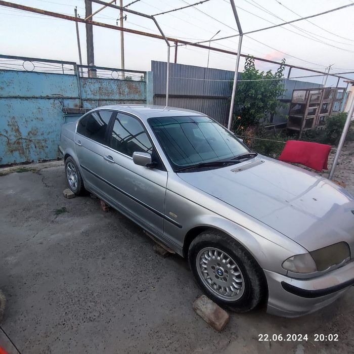 Продам БМВ 320i Е46