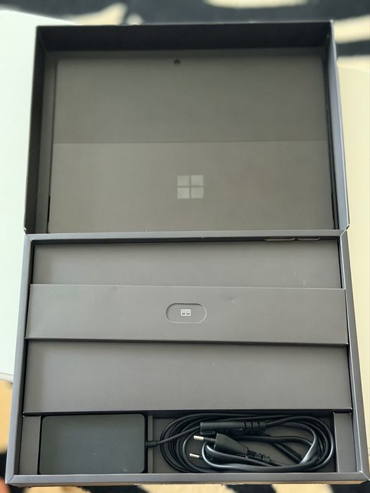 Tableta Microsoft Surface 11 Pro Black 13 inch Qualcomm Snapdragon X Plus 16GB 512GB SSD Windows 11 Home