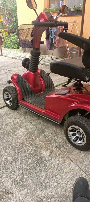 Carucior scuter carut electric handicap--dizabilitati