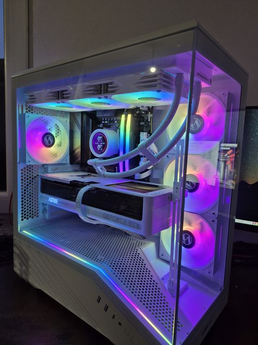 PC Gaming High-End White – Ryzen 7 9800X3D + RTX 5070 Ti 32GB DDR5 1TB