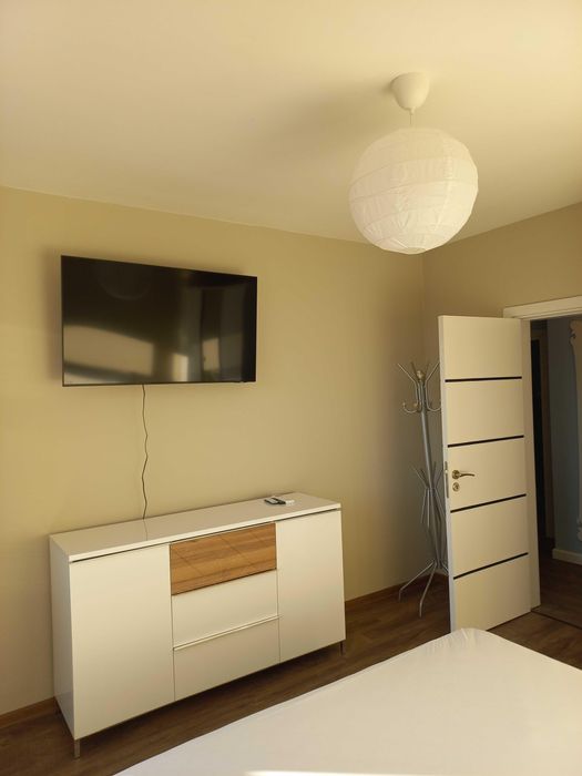 Дава се под наем Тристаен апартамент в София, Студентски град - 130 кв.м за 1295.4 € - Снимка #9